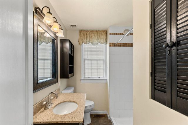20 CLAYTON AVE, Lancaster, PA 17602
