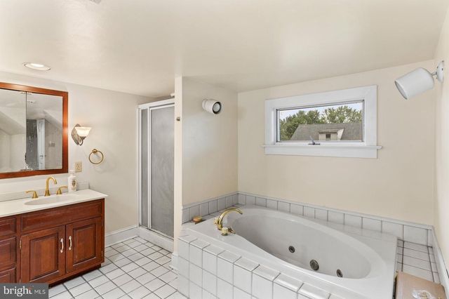 20 CLAYTON AVE, Lancaster, PA 17602