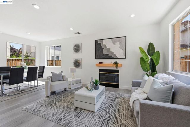 2245 Pipit Ct, San Leandro, CA 94579