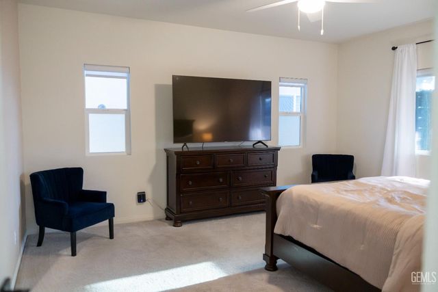 7418 Koyuk River Street, Bakersfield, CA 93311