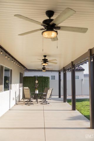 7418 Koyuk River Street, Bakersfield, CA 93311