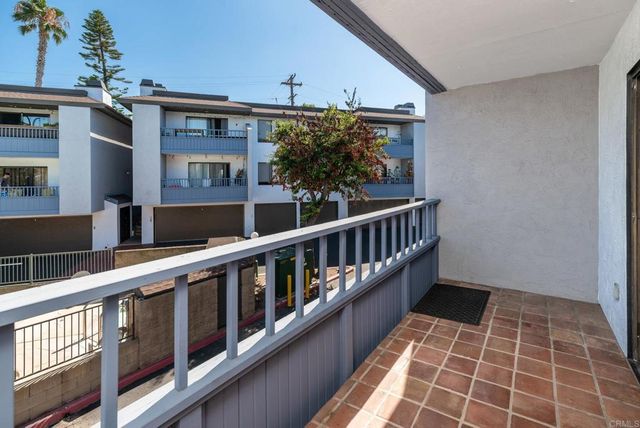 3215 Midway 703, San Diego, CA 92110