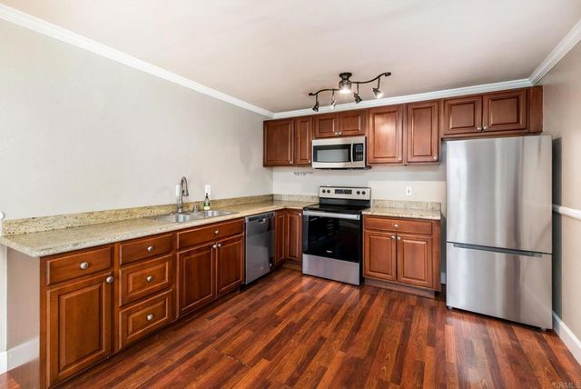 3215 Midway 703, San Diego, CA 92110