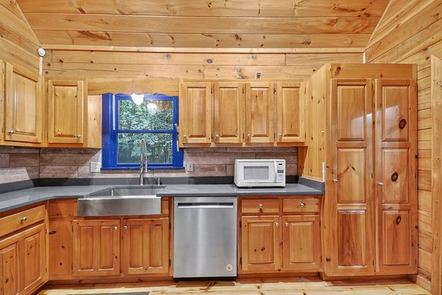 48 Riverwood Trail, Ellijay, GA 30540