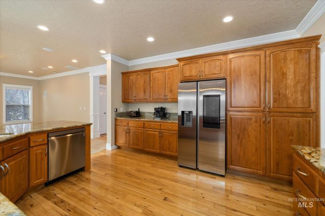 1643 N Watson Pl, Eagle, ID 83616