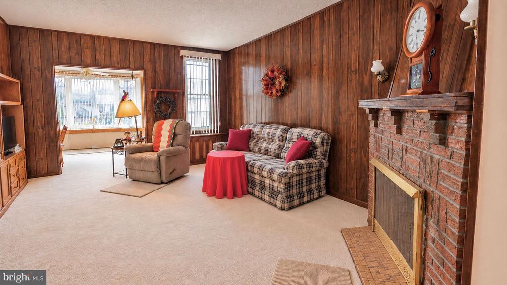 3529 ALDINE ST, PHILADELPHIA, PA 19136 — photo 4