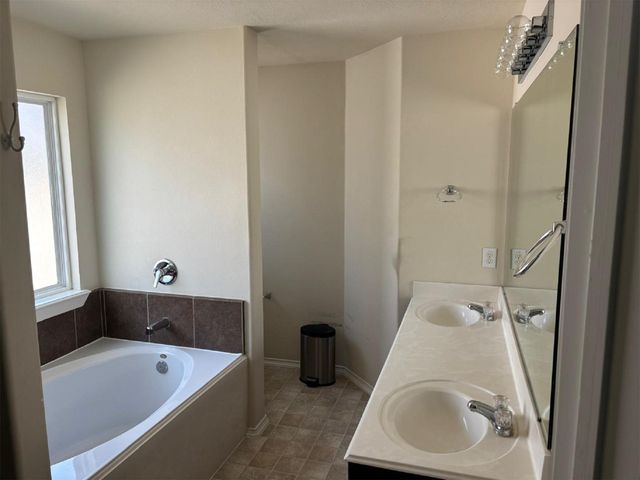 1106 Crestmont Place Loop, Missouri City, TX 77489