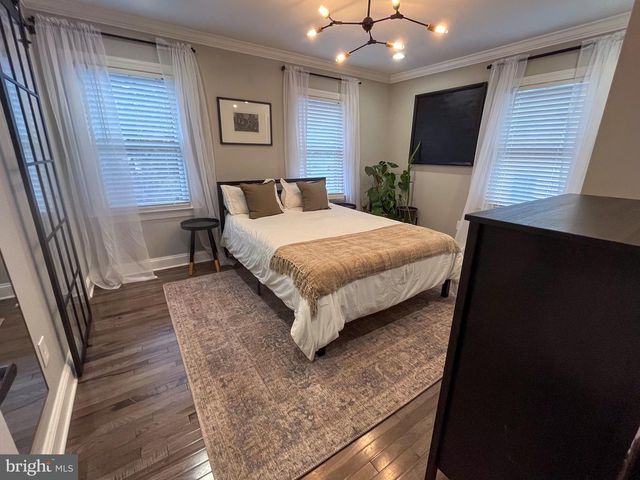 2329 RIVERVIEW TER, Alexandria, VA 22303