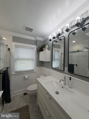 2329 RIVERVIEW TER, Alexandria, VA 22303