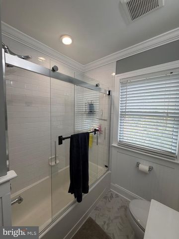 2329 RIVERVIEW TER, Alexandria, VA 22303