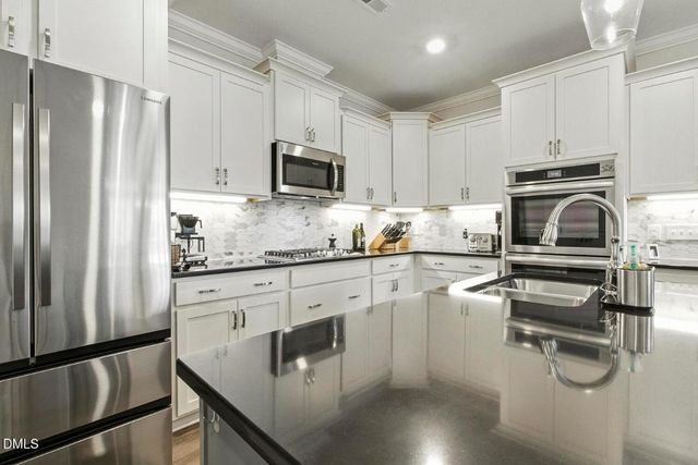 1200 Gathering Park Circle 304, Cary, NC 27519