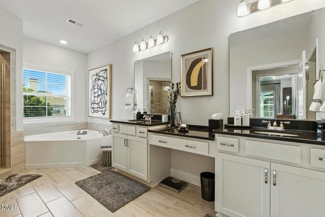 1200 Gathering Park Circle 304, Cary, NC 27519