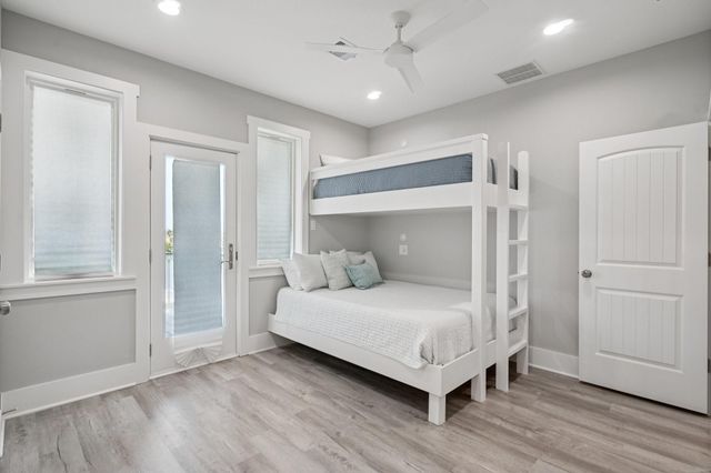 16700 Montego Way, Jamaica Beach, TX 77554