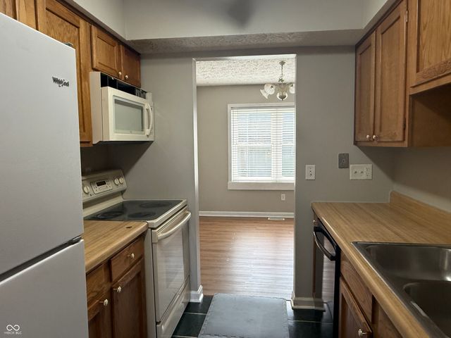 7466 Braewood Court, Indianapolis, IN 46217