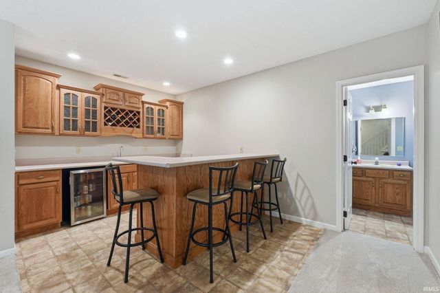 1012 Perry Lake Drive, Fort Wayne, IN 46845
