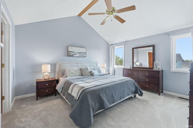 1012 Perry Lake Drive, Fort Wayne, IN 46845
