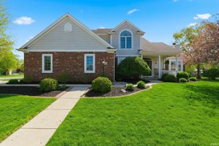 1012 Perry Lake Drive, Fort Wayne, IN 46845