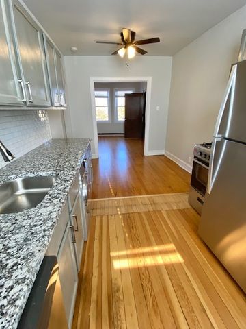 4858 N HERMITAGE Avenue 3B, Chicago, IL 60640