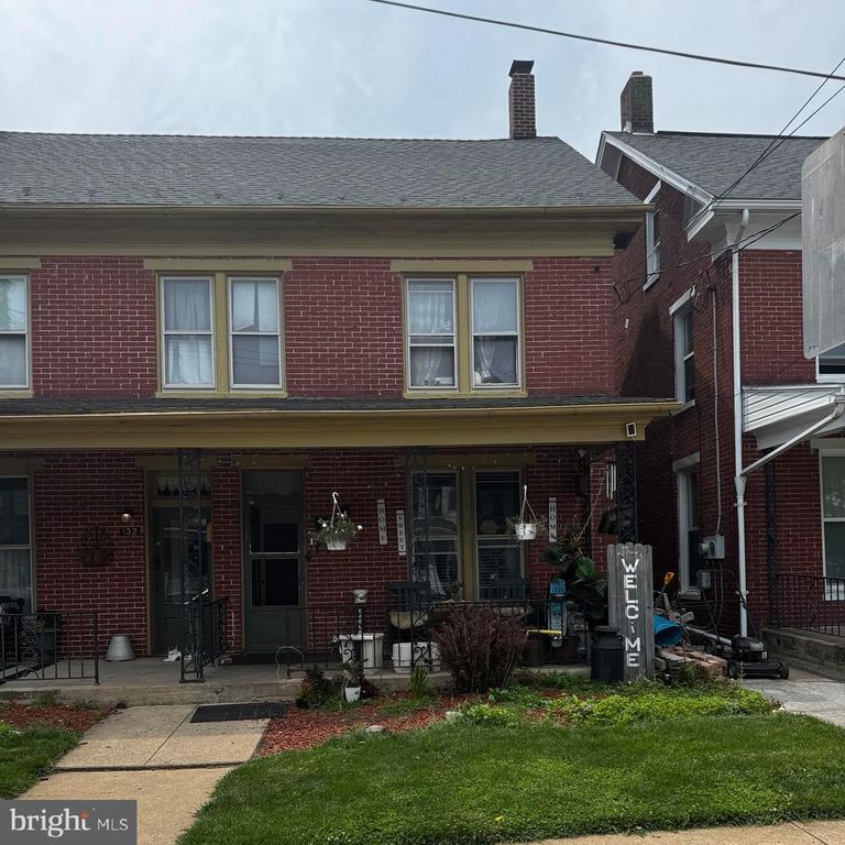 130 LINDEN AVE, Red Lion, PA 17356