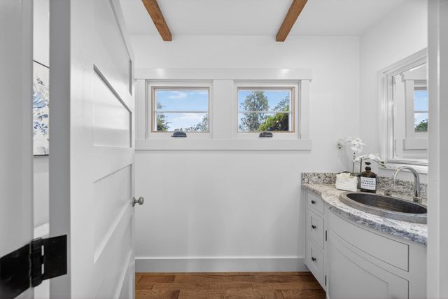 14621 E Eight Mile Rd, Linden, CA 95236