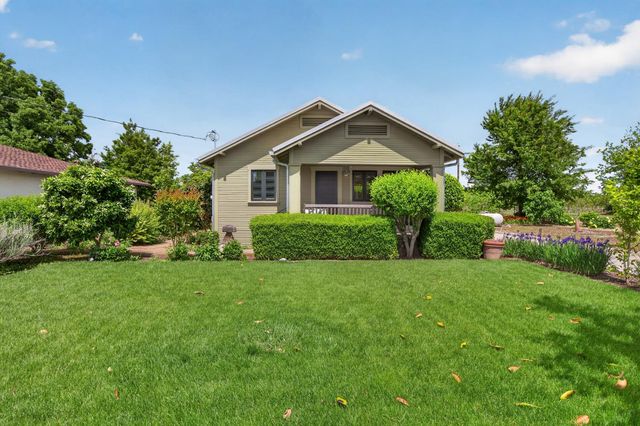 14621 E Eight Mile Rd, Linden, CA 95236