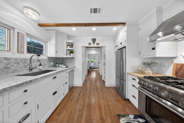 14621 E Eight Mile Rd, Linden, CA 95236