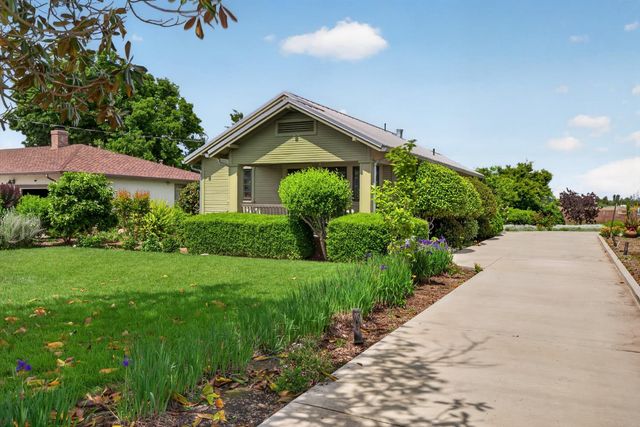 14621 E Eight Mile Rd, Linden, CA 95236