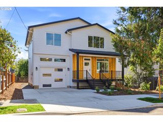 10338 Se RAMONA St, Portland, OR 97266