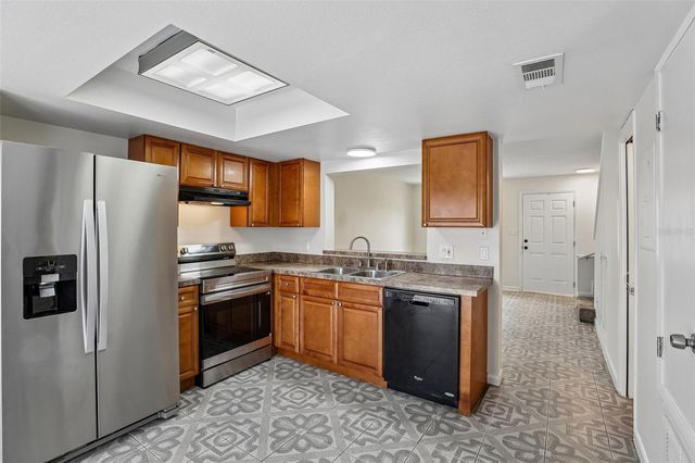 12059 TIFT CIRCLE, Orlando, FL 32826