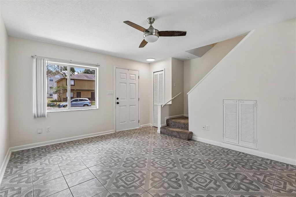 Image 17 of property listing at 12059 TIFT CIRCLE, Orlando, FL 32826
