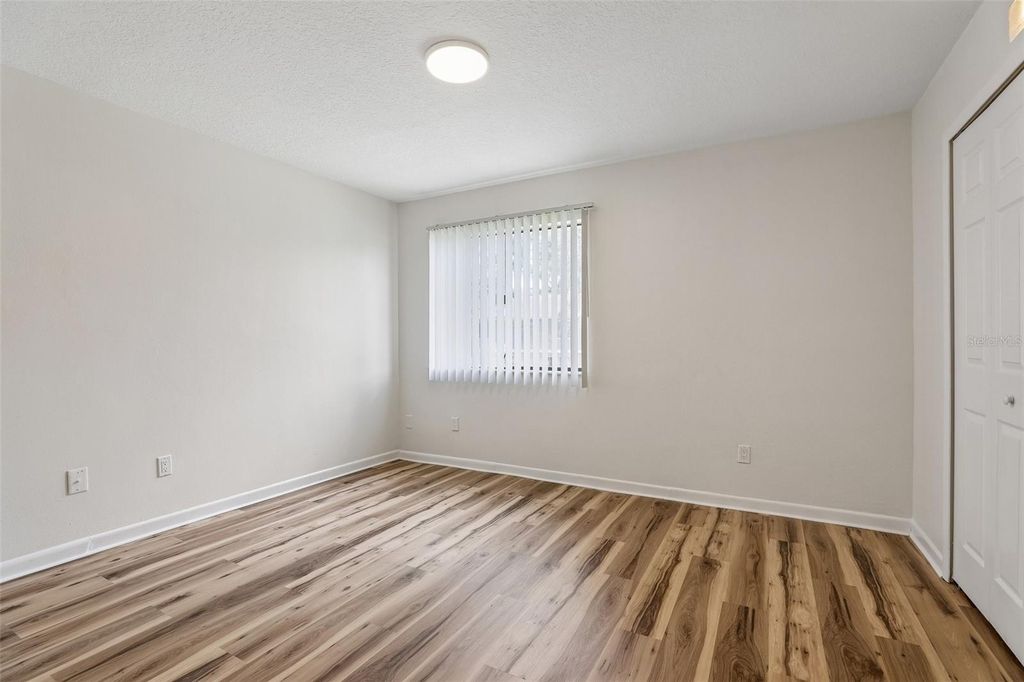 Image 7 of property listing at 12059 TIFT CIRCLE, Orlando, FL 32826