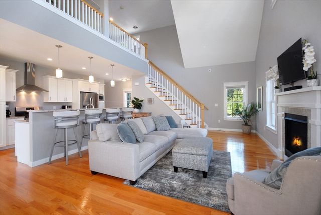 19 Brigham Farm Lane 19, Bolton, MA 01740