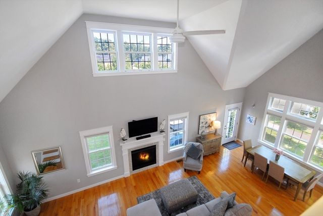 19 Brigham Farm Lane 19, Bolton, MA 01740