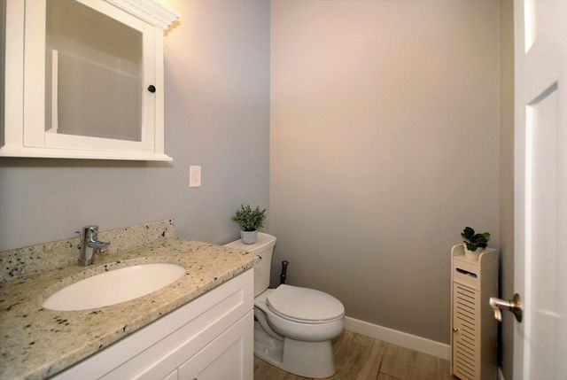 19 Brigham Farm Lane 19, Bolton, MA 01740