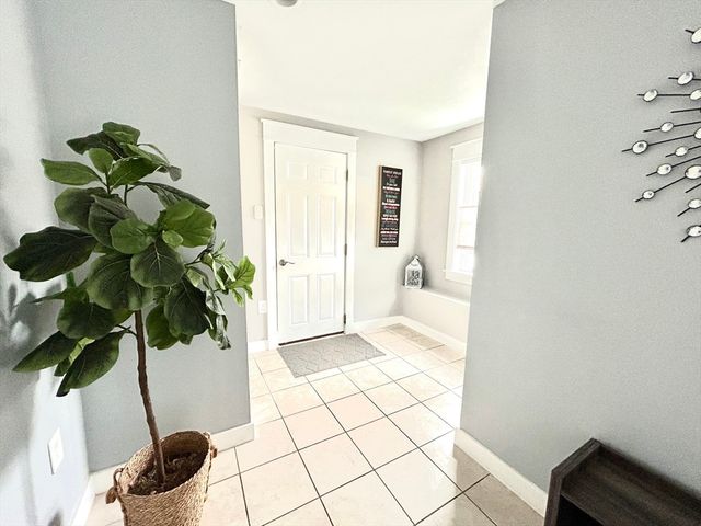 19 Brigham Farm Lane 19, Bolton, MA 01740