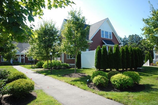 19 Brigham Farm Lane 19, Bolton, MA 01740