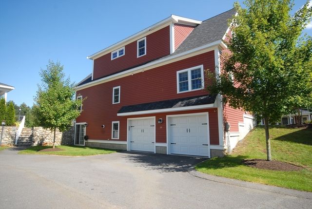 19 Brigham Farm Lane 19, Bolton, MA 01740