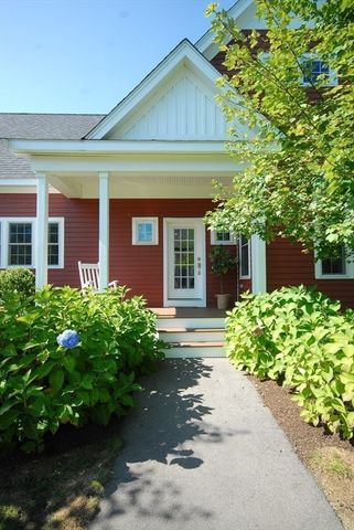 19 Brigham Farm Lane 19, Bolton, MA 01740