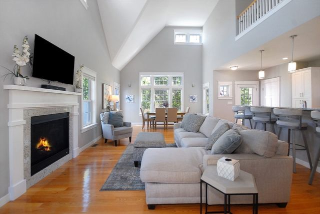 19 Brigham Farm Lane 19, Bolton, MA 01740