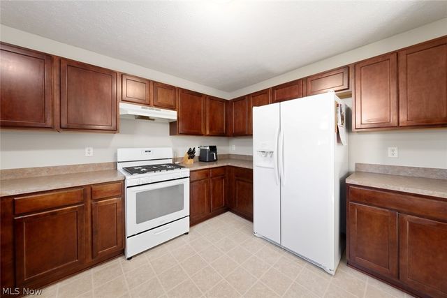 4642 Crossing Trail, Lorain, OH 44053