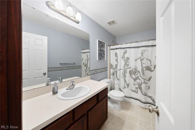 4642 Crossing Trail, Lorain, OH 44053