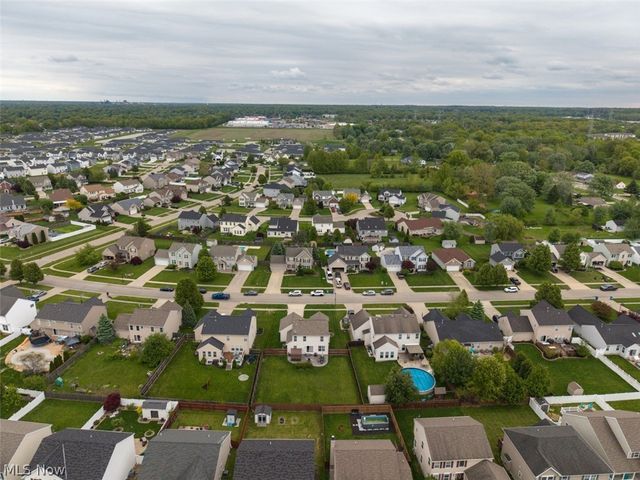 4642 Crossing Trail, Lorain, OH 44053