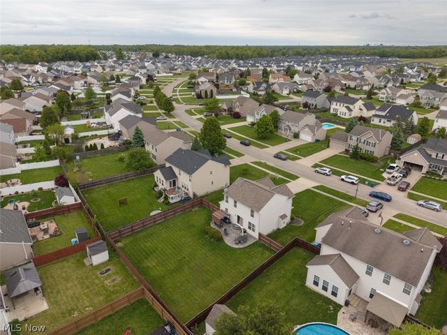 4642 Crossing Trail, Lorain, OH 44053