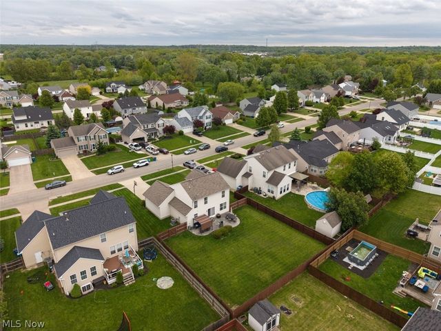 4642 Crossing Trail, Lorain, OH 44053