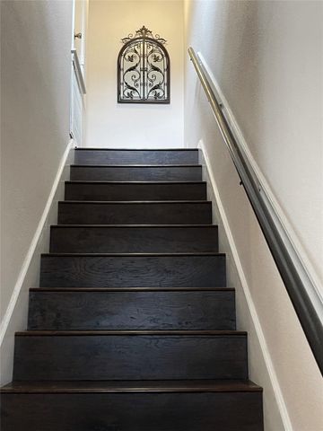 2220 Bering Drive 13, Houston, TX 77057