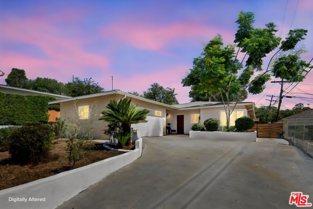 2216 N Indiana Avenue, Los Angeles, CA 90032 — photo 2