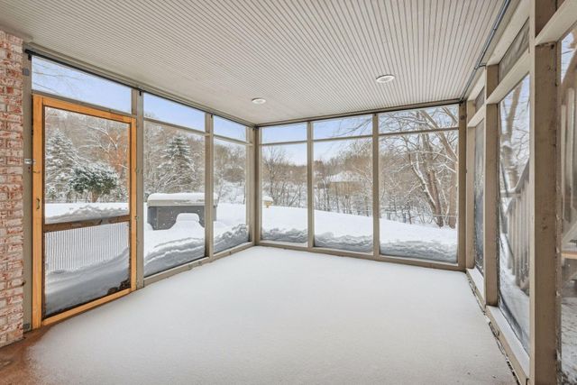 4902 Woodhurst Lane, Minnetonka, MN 55345