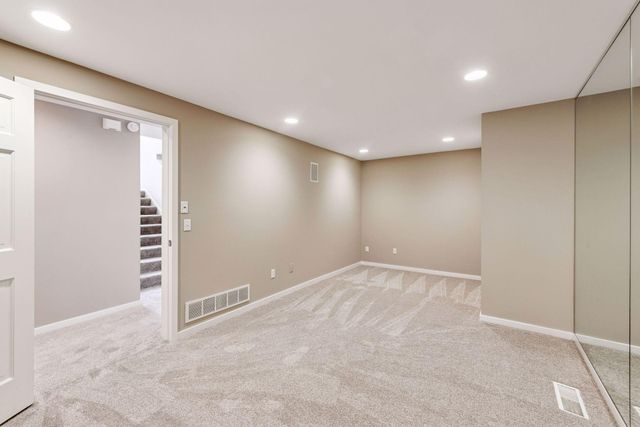 4902 Woodhurst Lane, Minnetonka, MN 55345