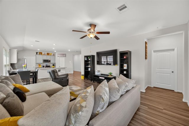 15950 Boom Drive, Crosby, TX 77532