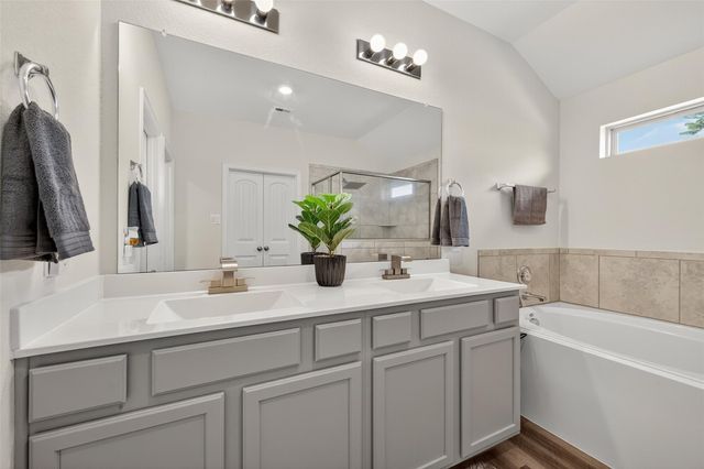 15950 Boom Drive, Crosby, TX 77532